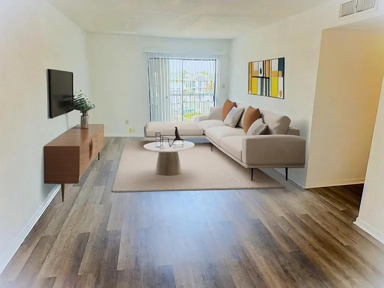 2824 S Bartell Dr #35 — Photo 1