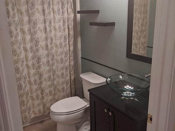 5th image of 5705 Makati Cir APT B