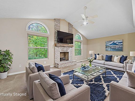 2nd image of 8347 Dunnbury Cir