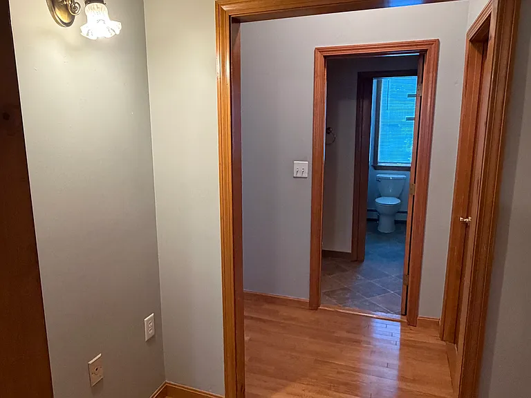 92 Chestnut St — Photo 6