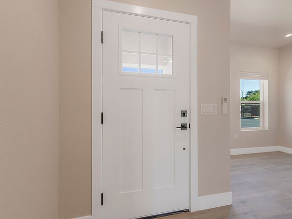 2nd image of 2501 Floral Ave #15