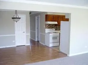 2 bed, 1.5 bath, 900 sqft, $1,695 — Photo 4