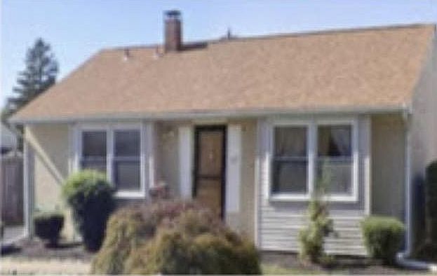 2nd image of 22 Monticello Blvd