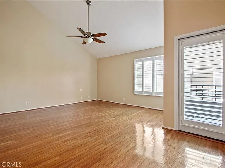 118 Baycrest Ct — Photo 8