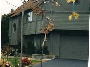 2750 Wild Valley Dr, High Ridge, MO 63049