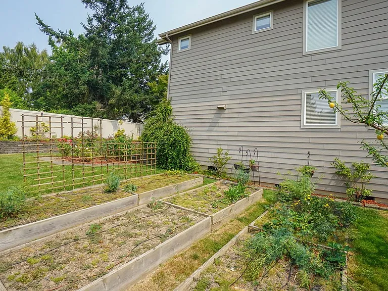 4013 NW 14th Ave — Photo 11