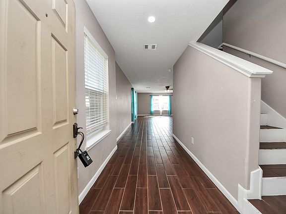 4th image of 9014 Wildbird Ln