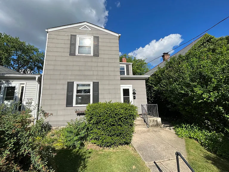 928 S Front St — Photo 1