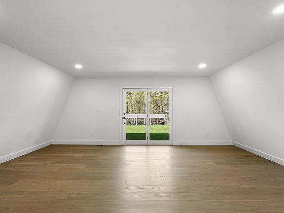 36th image of 7711 Steeplechase Ct