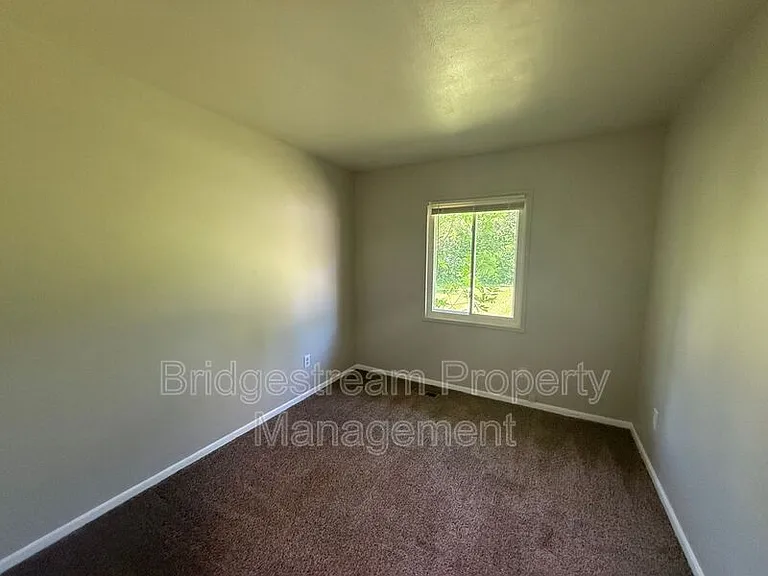 1427 Stuben Dr — Photo 7