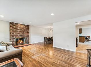 601 Acorn Dr, Saint Louis, MO