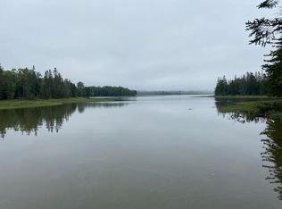 2 Gouldsboro Point Rd, Gouldsboro, ME 04607