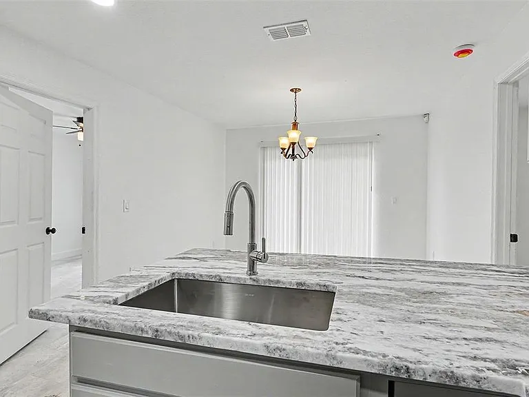 1128 Neville Ave — Photo 12
