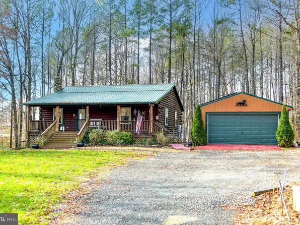 699 George James Loop, Radiant, VA 22732