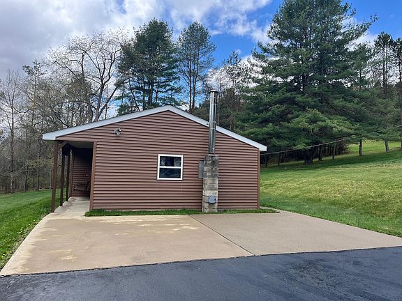 5th image of 891 Cowley Hill Rd