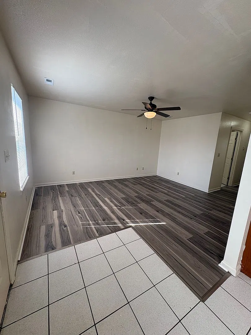 Cozy 2 Bedroom Duplex In Mount Sterling — Photo 1