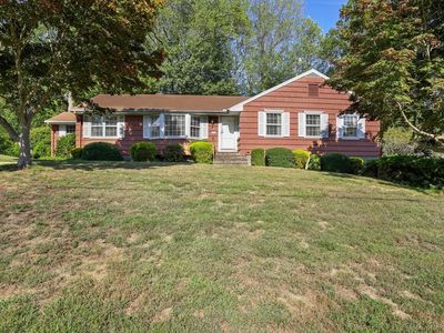 10 Aragon Drive, Trumbull, CT, 06611