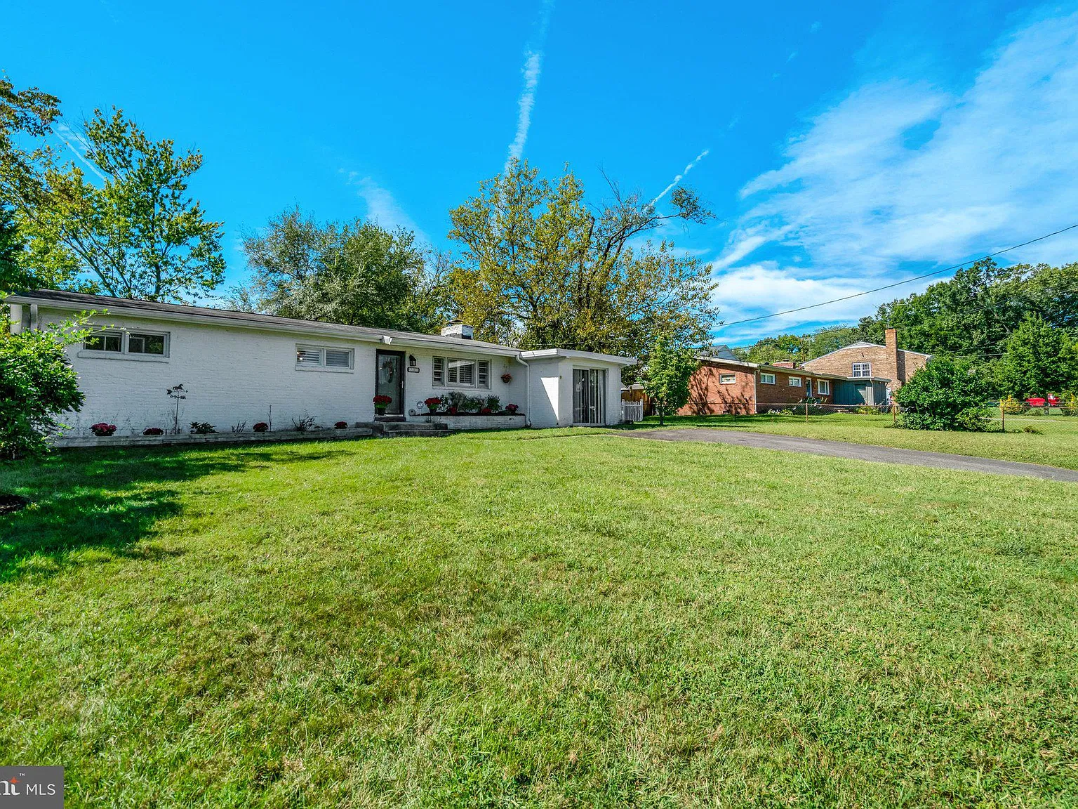 Sunnyview — Photo 2