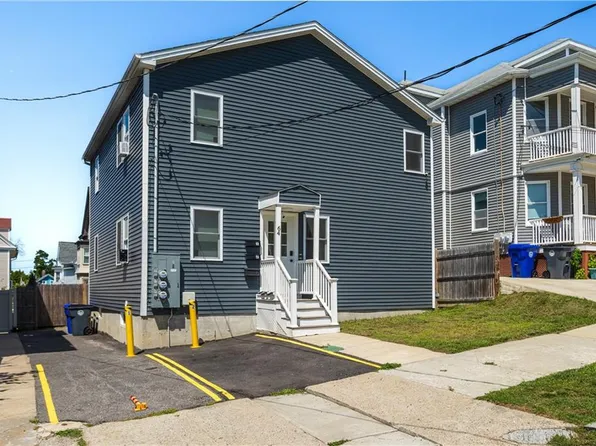 64 Duncan Ave, Providence, RI 02909
