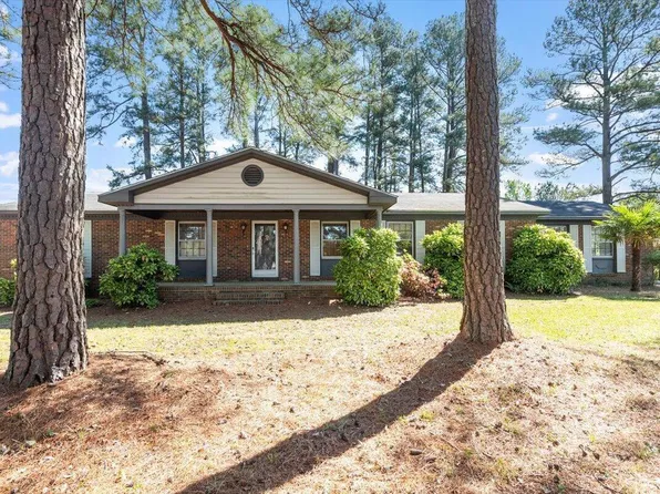 734 Us Highway Hwy158, Warrenton, NC 27589