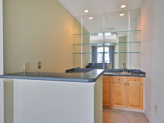 5th image of 400 E Bay St #2203-1