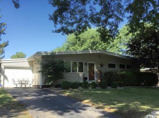 60 Parkview Ter, Lincroft, NJ 07738