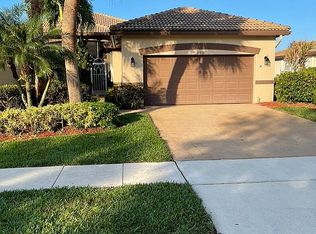 10733 Royal Caribbean Cir, Boynton Beach, FL 33437