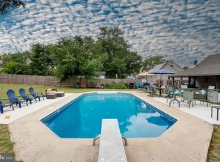 20 Rose St, Willingboro, NJ 08046