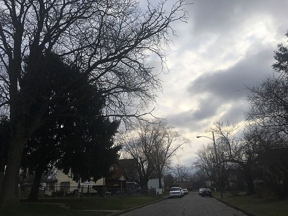 5th image of 1408 Gibbard Ave