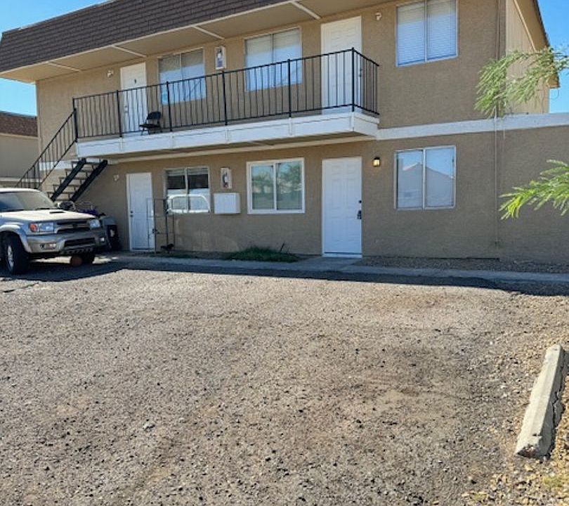 1st image of 803 Palo Verde Dr APT B