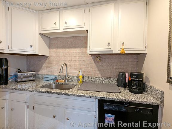 4th image of 69 Prichard Ave #1