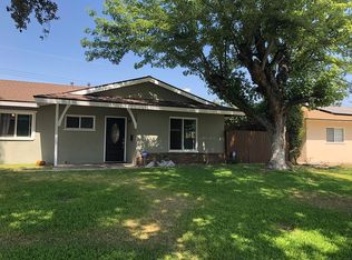 611 Falcon Ln, Redlands, CA 92374