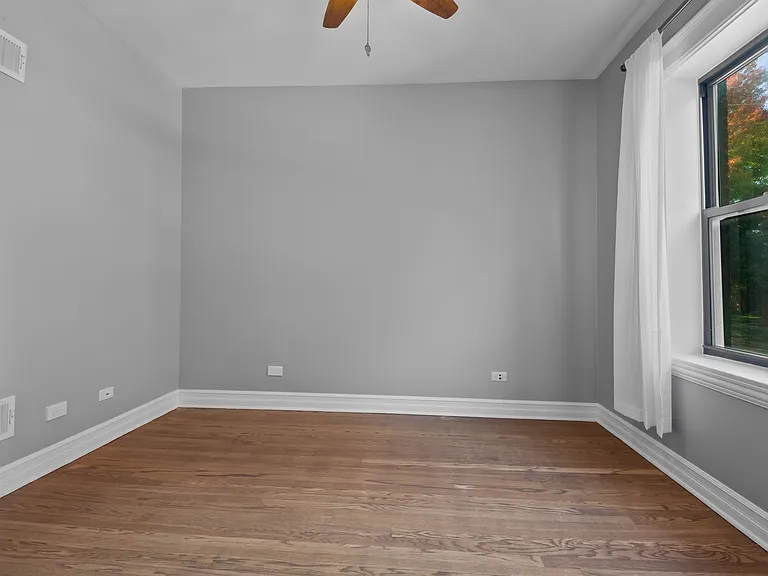 2211 W Winona St #1 — Photo 11