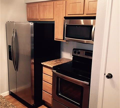 3rd image of 2125 Augusta Dr APT 69
