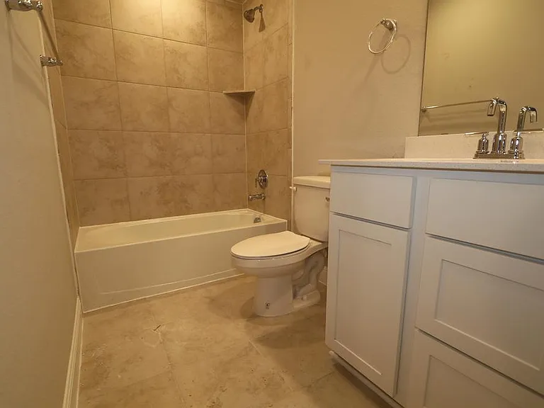 1607 Alana Falls Ave — Photo 11