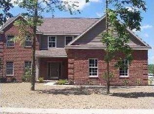 2822 Long View Dr, Maumee, OH 43537