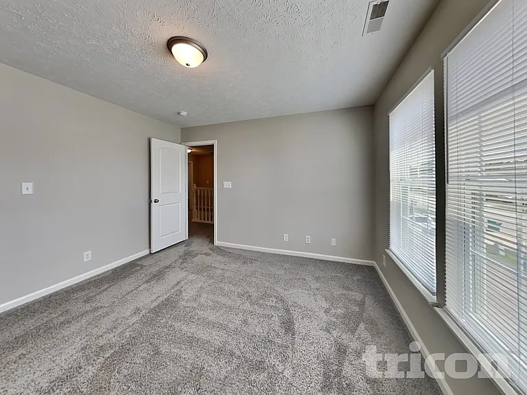 1702 Jaques Dr — Photo 13