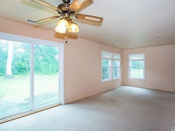 4th image of 209 Sara Cir