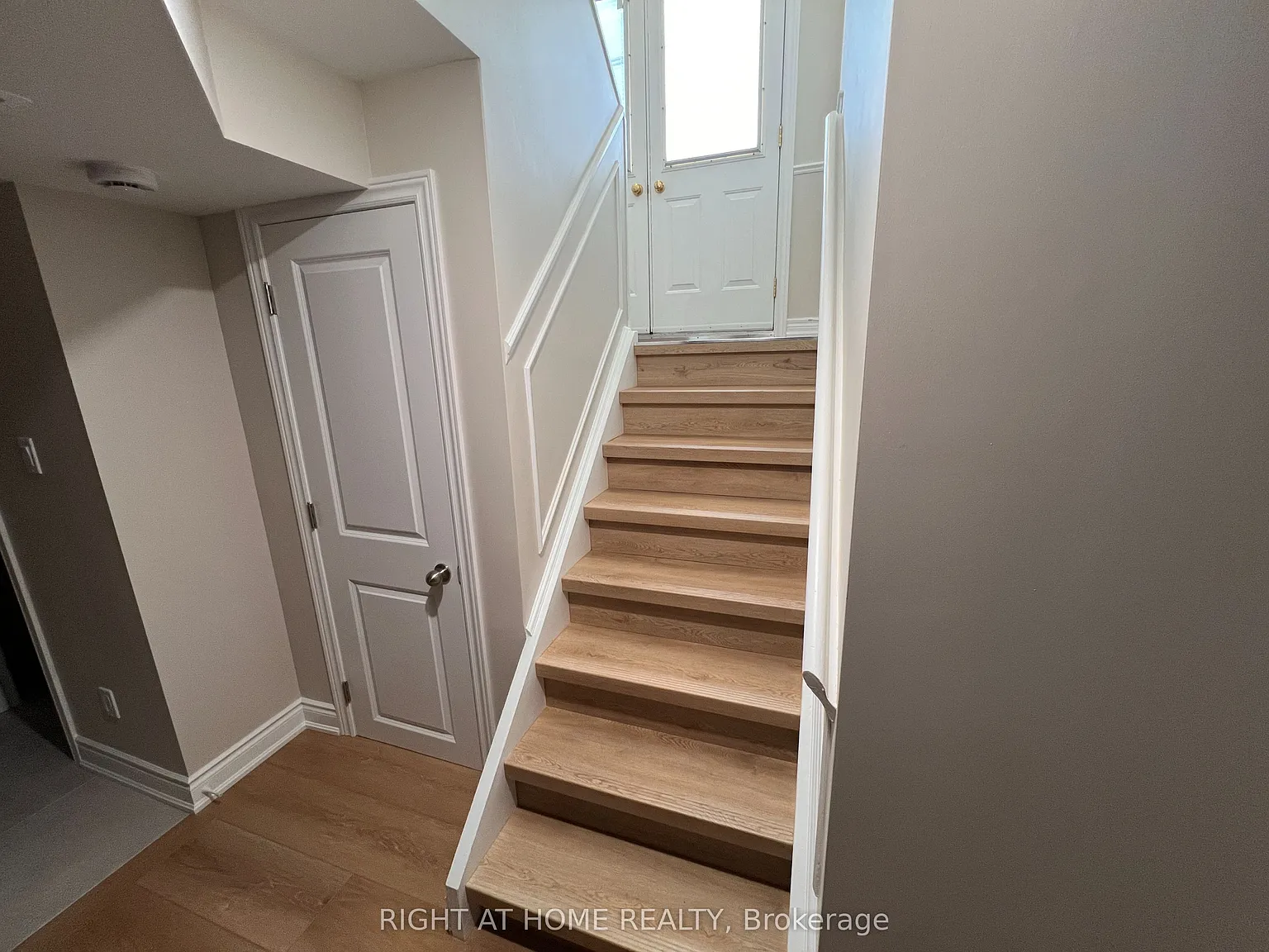 3 bed, $3,200 — Photo 4