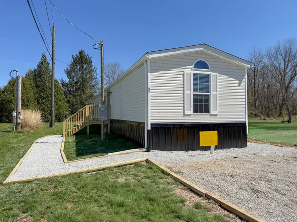 83 Richardson Ln, Ona, WV