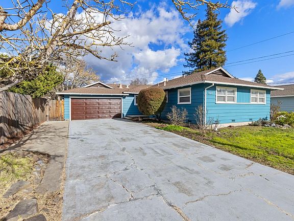 2nd image of 1024 Wyoming Drive