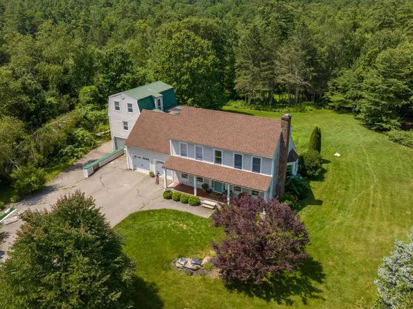20 Furber Drive, Lee, NH 03861