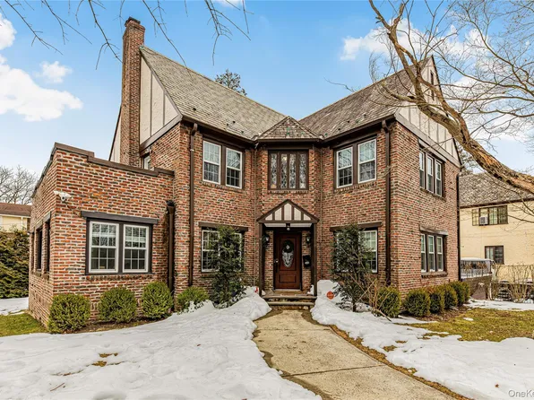 255 Pennsylvania Avenue, Mount Vernon, NY 10552