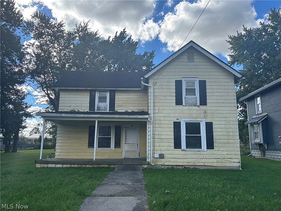 1st image of 54 Salt St