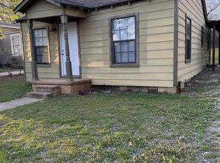 112 W 7th St, Weatherford, TX 76086