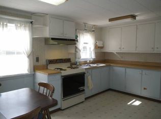 27 Rowe Ave, Keene, NH 03431