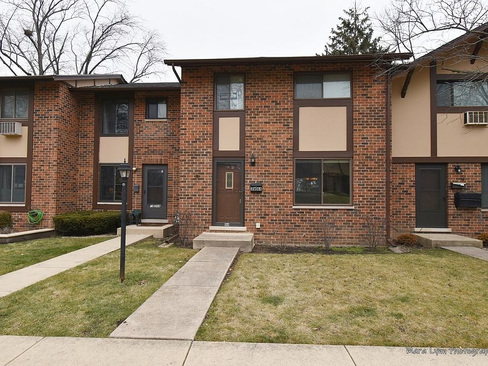 1st image of 18W064 Standish Ln