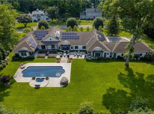 14 Emery Dr, Stamford, CT 06902