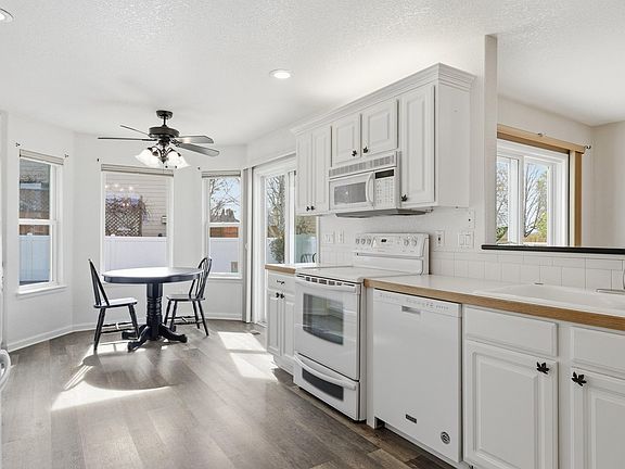 4th image of 3412 Santa Fe Ave