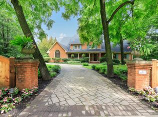 414 W Deerpath Rd, Lake Forest, IL